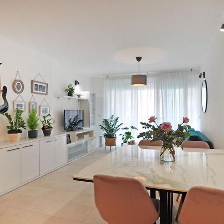 Family Apartment Noel - Omiš Eksteriør bilde