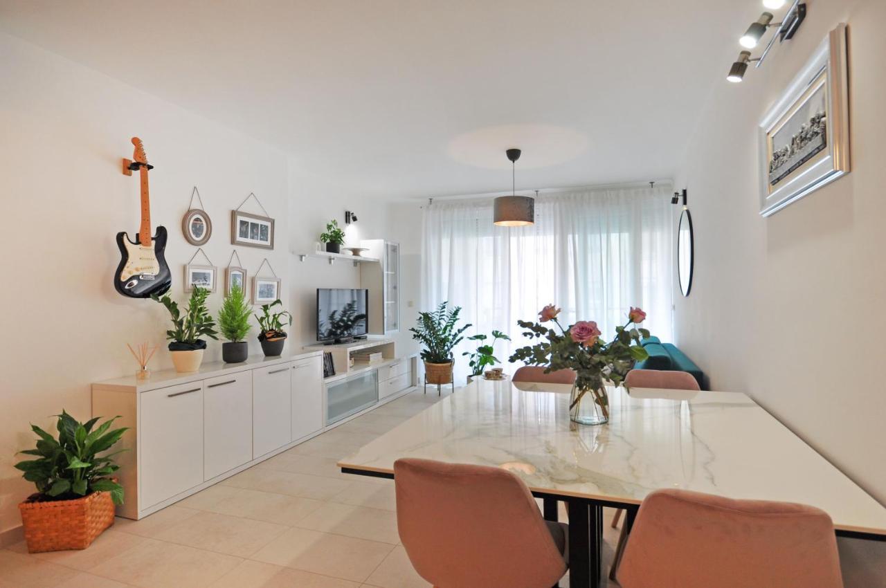 Family Apartment Noel - Omiš Eksteriør bilde
