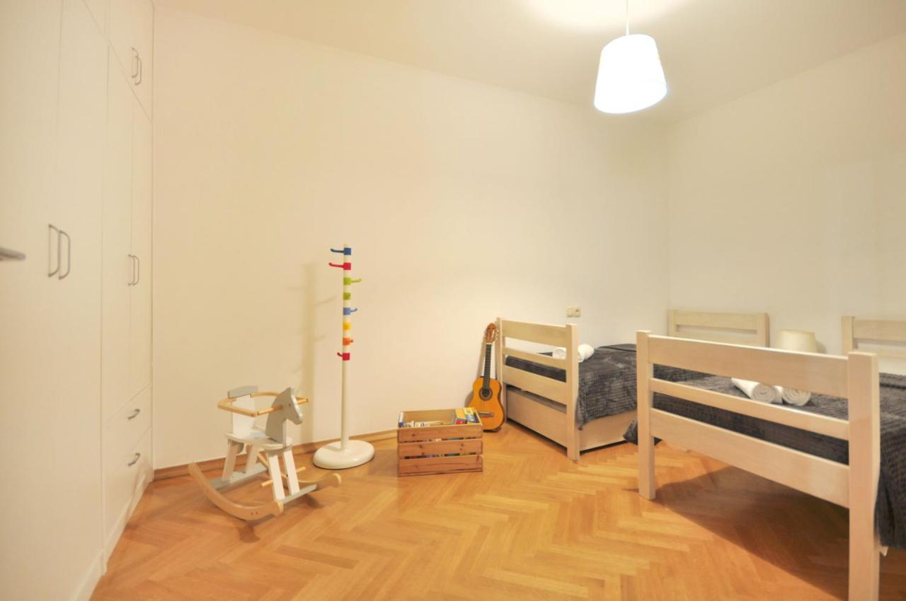 Family Apartment Noel - Omiš Eksteriør bilde